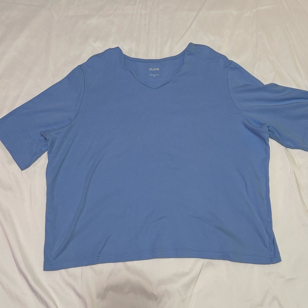 Women’s Blue Tee